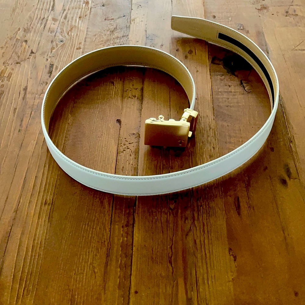 Men’s White Belt. 38